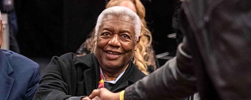 Milwaukee Bucks Send Message To NBA Legend Oscar Robertson