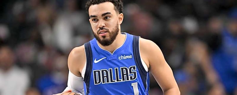 Mavericks Cut Piece of Anthony Davis Trade, Sign Standout Undrafted Rookie