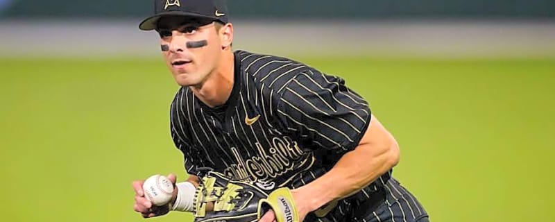 No. 4 Texas Facing Vanderbilt in Important Conference Series