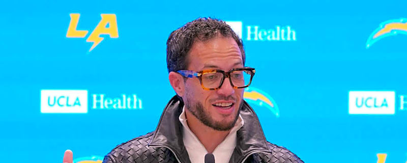 Chargers Eyeballing Another Surprising Luxury Pick, This Time for Mike McDaniel?