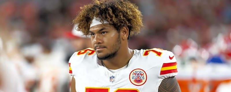 Analyst Has Serious Questions About Suamataia’s Future at Guard