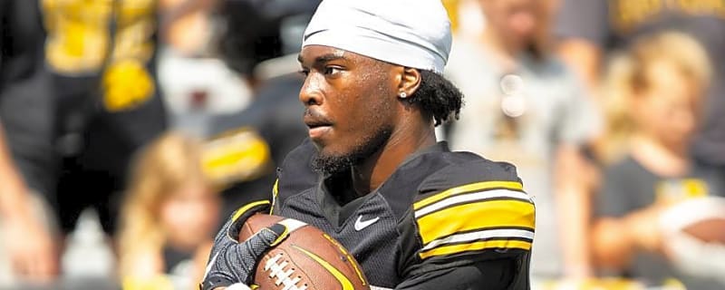 Youth Movement: Iowa Football's Surprising Average Roster Age Among the Big Ten