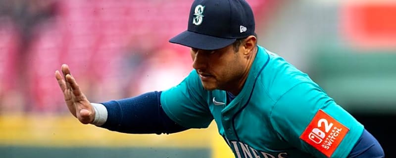 ESPN MLB Insider Discusses Struggling Donovan Solano and His Future with Seattle Mariners