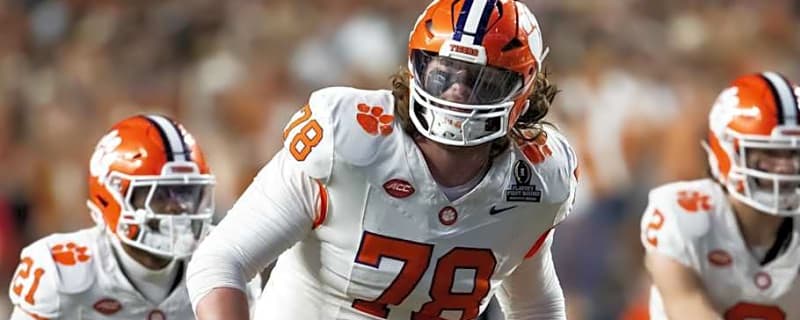 Patriots Projected to Draft Replacement OT in First Round
