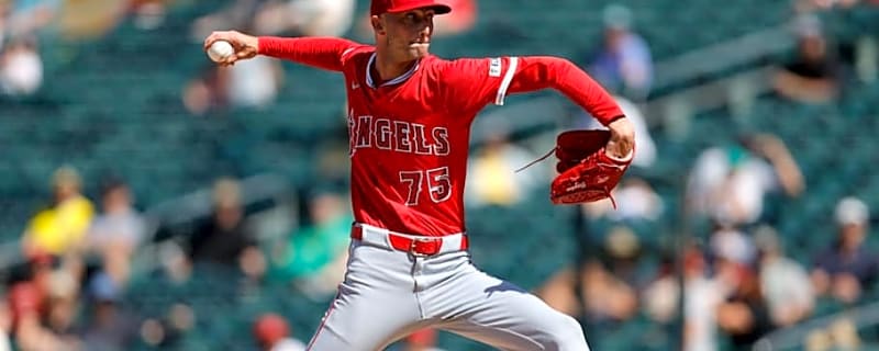 Angels Re-Sign Former Phillies, Dodgers Veteran Pitcher