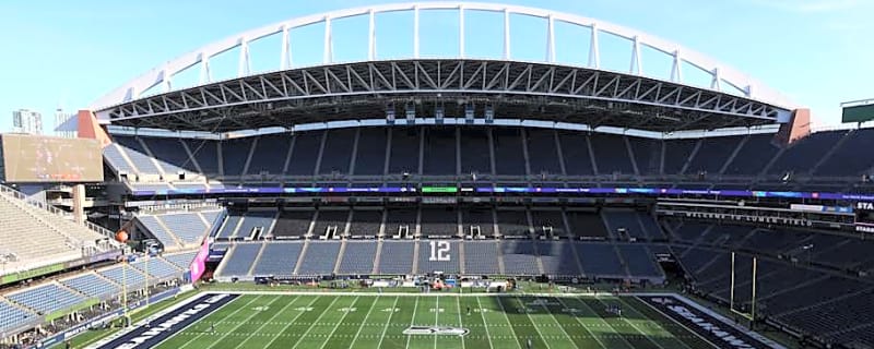 Social Media Left Buzzing After NFC Championship Classic