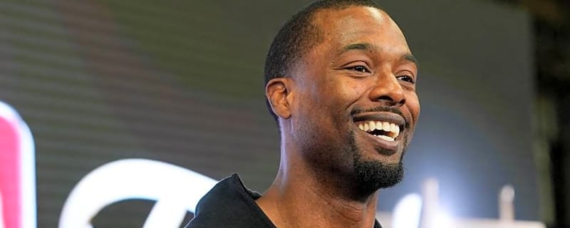 Spurs Veteran Harrison Barnes Wanted to Give Back to Iowa. So He Bought A Bank