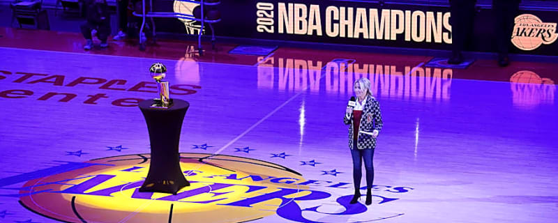 Sparks&#39; Owner Mark Walter Acquires Majority Ownership of Lakers From Buss Family