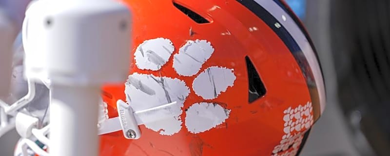 Blue Chip Defensive Back Recruit Decommits From Clemson