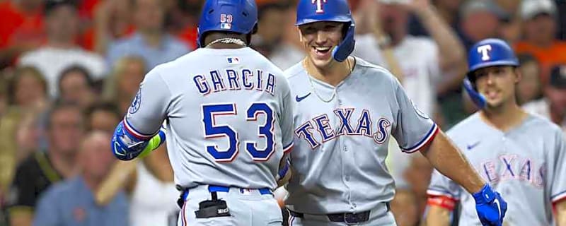 What Are Adolis Garcia and Wyatt Langford&#39;s Chances of Winning AL Gold Glove?