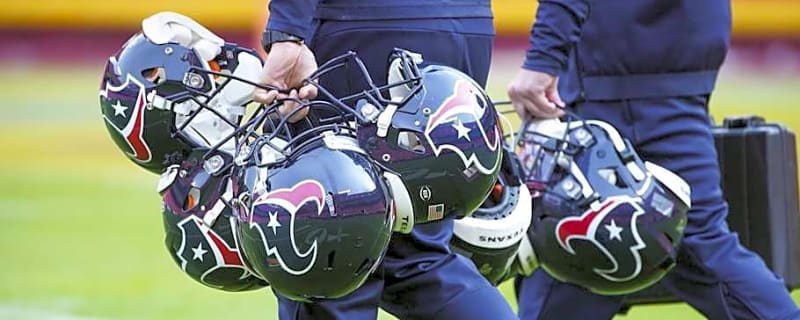 Texans WR Already Reaping Dire Consequences for Head-Scratching Decision