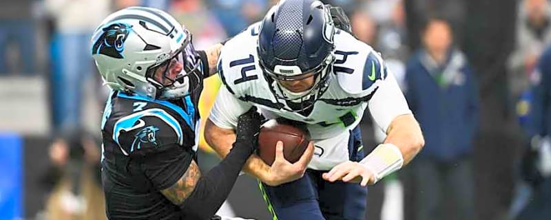 Sam Darnold, Seahawks offense continue concerning pattern against Panthers
