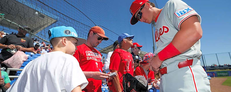 One of Phillies' Top Prospects Dinged Up Early in Spring Training