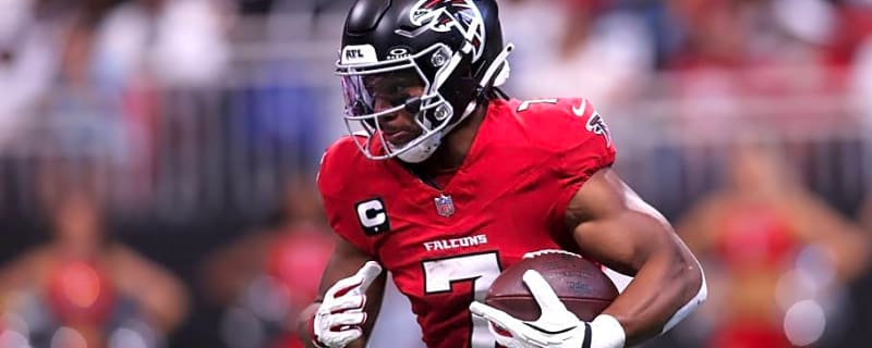 Bears Injury Crisis: 4 Players Who Must Stop Bijan Without Dayo, Sweat, and Edwards