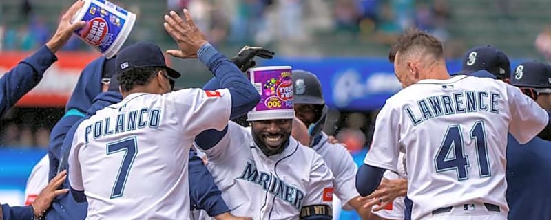 Seattle Mariners Bring Back Veteran Pitcher in Off Day Roster Move