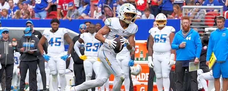 Chargers' Biggest Need Ahead of the NFL Trade Deadline Is Painfully Obvious