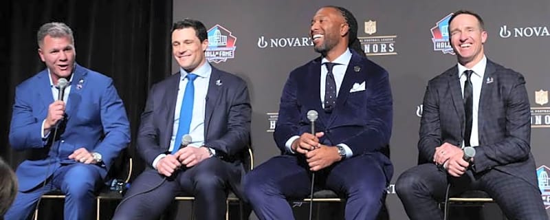 Colts' Vinatieri Punches Hall of Fame Ticket, Wayne Left in Dust Again