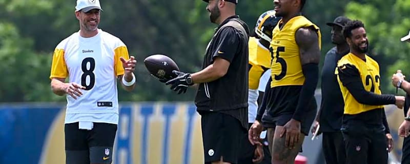 Ben Roethlisberger Gets Blunt About Aaron Rodgers, Steelers