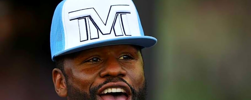 Roy Jones Jr Admits Floyd Mayweather&#39;s Greatness Amid Bitter Beef