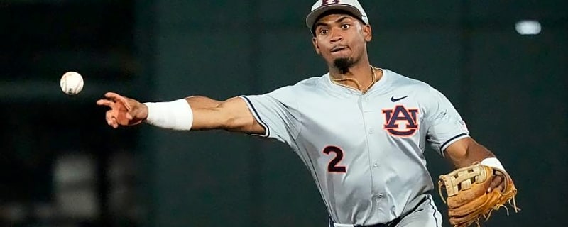 Pirates Select Infield Duo in Second Round of MLB Draft