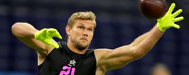 Bears Bolster '13' Personnel Packages with Dominant Blocking TE Sam Roush