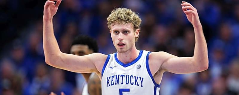 Mark Pope says Collin Chandler's play while sick vs Texas was 'elite'