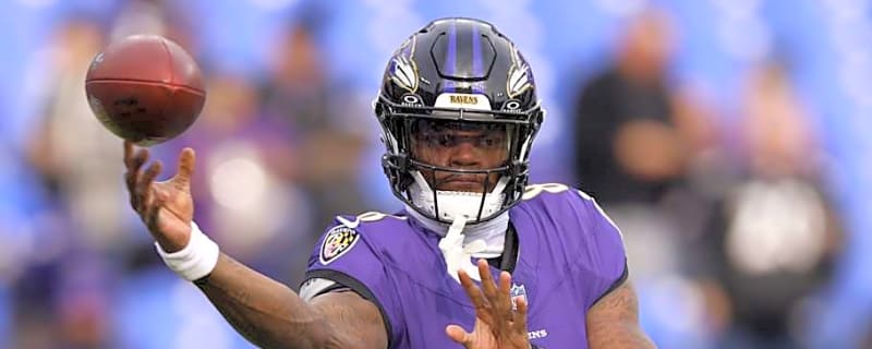 Ravens' Lamar Jackson Cracks Top 30 in All-Time QB List