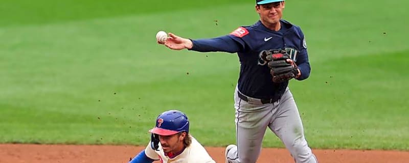 ESPN's Buster Olney says Seattle has faith in Cole Young at second base