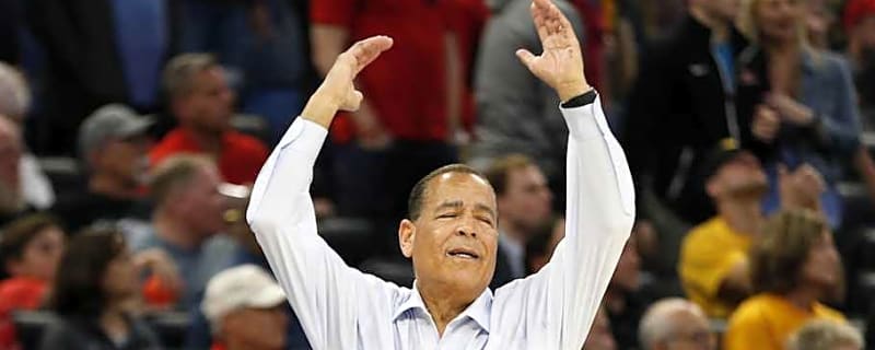 Kelvin Sampson Praises Houston Fanbase Ahead of Football Game vs. Texas Tech