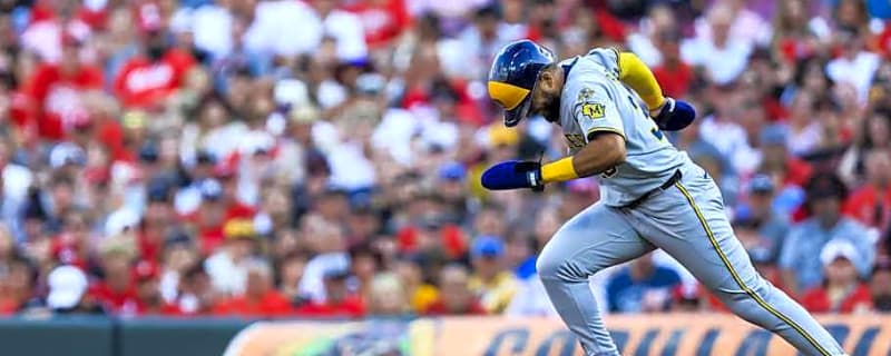 Brewers Quietly Make Trade With Phillies, Send Outfielder to Philadelphia