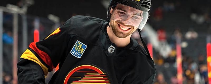 3 forwards Kyle Davidson could target For Blackhawks struggling offense