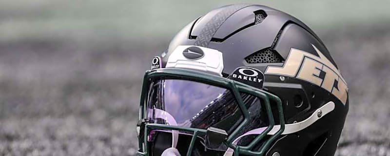 Saints Veteran QB at Center of Growing Jets Trade Speculation