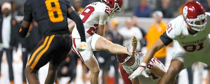 Tate Sandell&#39;s Record Day Helped Oklahoma Stay Afloat at Tennessee