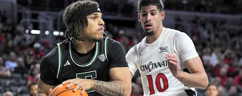 Three Man Weave: Cincinnati Bearcats Basketball Suffers Horrific Home Loss To Eastern Michigan