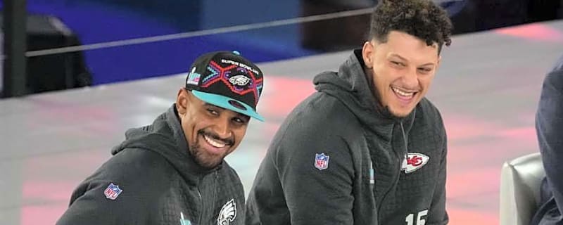 Hurts Isn’t Alone; Chiefs’ Mahomes Should Change, Too