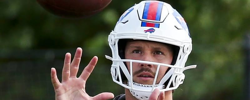 Legendary Former Bills Player Warns Team Could Disband if Buffalo Doesn't Win Super Bowl
