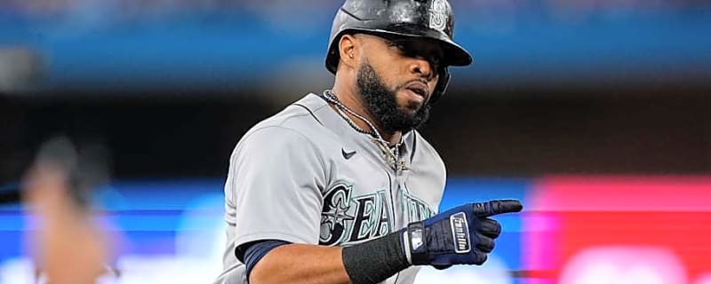 Former Seattle Mariners First Baseman Expected to Be Traded at Deadline, Could Team Pursue Reunion?