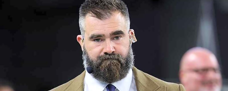 Jason Kelce Speaks Out For Eagles OC Kevin Patullo