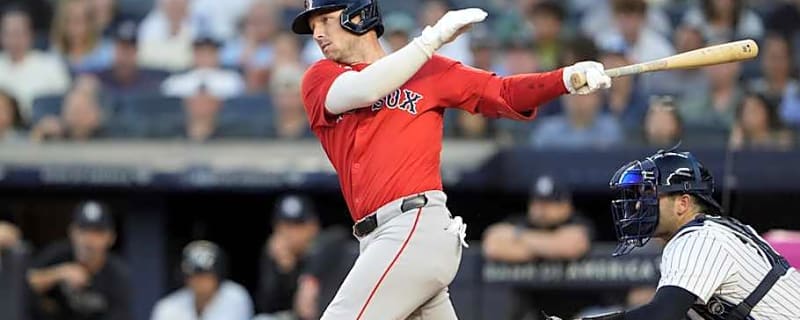 Red Sox Must Act Fast, Alex Bregman Eyeing AL Contender