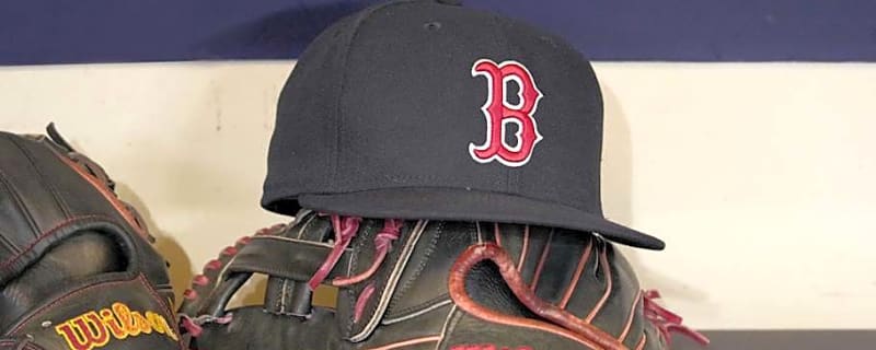 Ex-Red Sox Fan-Favorite Leaves MLB To Sign In Japan