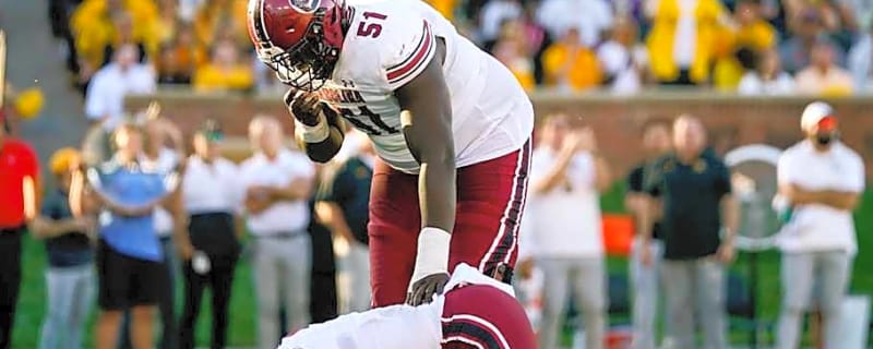 South Carolina Gamecock's Offensive Lineman Talks Building Chemistry