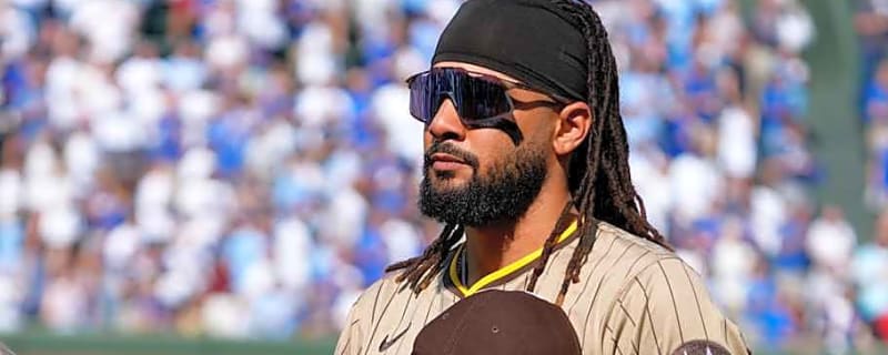 Yankees Urged to Trade for Padres Star Outfielder