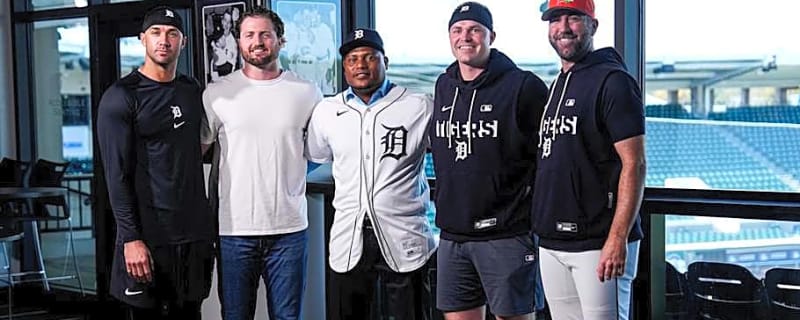 Former Astros Teammates Reunite Together in Tigers Uniforms