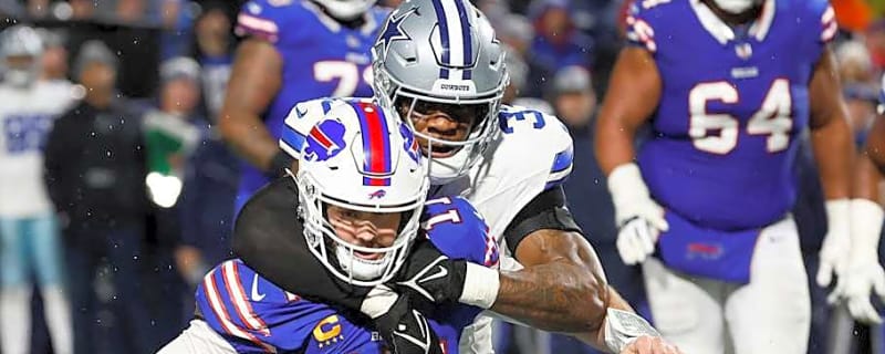 Cowboys cut former starting LB to make room for NFL preseason star