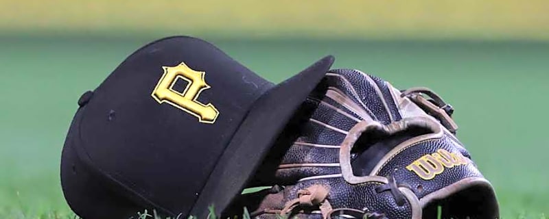 Mariners 49-HR Slugger Tabbed &#39;Perfect Match&#39; For Pirates In Free Agency