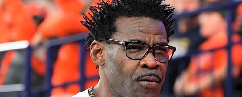 Michael Irvin Gives Passionate Locker Room Speech After Colorado Buffaloes Win