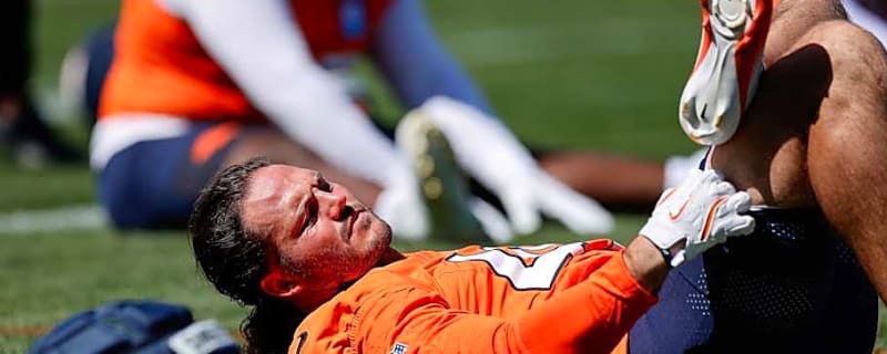 Report: Broncos Starting LB to Miss Time After Breaking Thumb