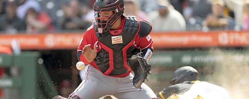 Reds Catcher Jose Trevino Leaves Saturday's Game After Concerning Sequence