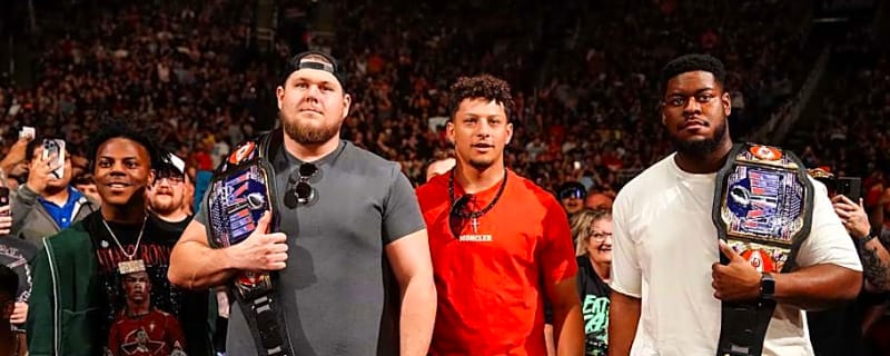 Creed Humphrey&#39;s response to Trey Smith&#39;s deal is pure offensive line joy