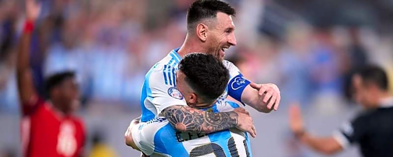 Enzo Fernandez names top-five teammates who he likes playing with - two Chelsea players included